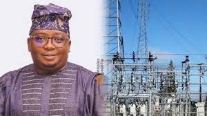 FG Sets Targets For Improved Power Supply, Signs Performance Contracts