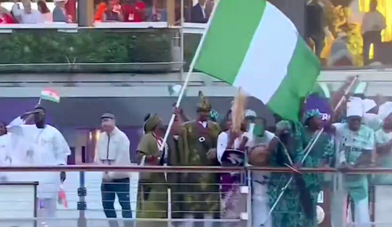 Olimpiade: Amusan memimpin Nigeria dalam upacara pembukaan bersejarah