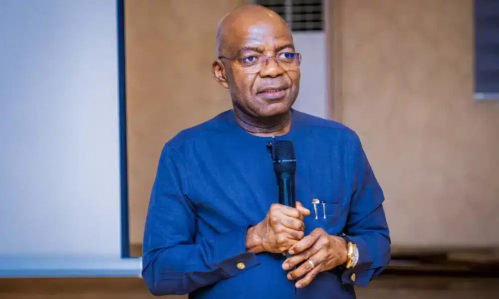 HANYA DI: Alex Otti menyetujui upah minimum ₦70,000 untuk pekerja Abia