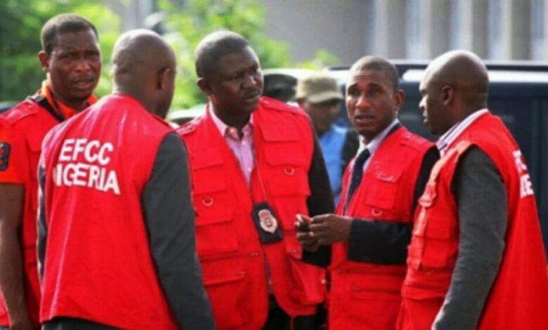 EFCC Arrests 36 Suspected Internet Fraudsters In Anambra