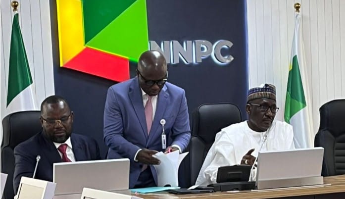 Baru DI: NNPC dan Chevron menemukan minyak mentah di Delta Niger