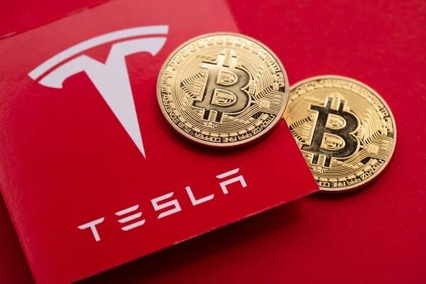 Tesla Mentransfer 9 Juta dalam Bitcoin ke Beberapa Dompet Tidak Dikenal